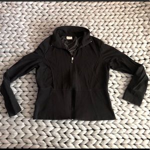 ⚠️Low-Ball Sale⚠️ Danskin Now Fitted Zip Up Jacket